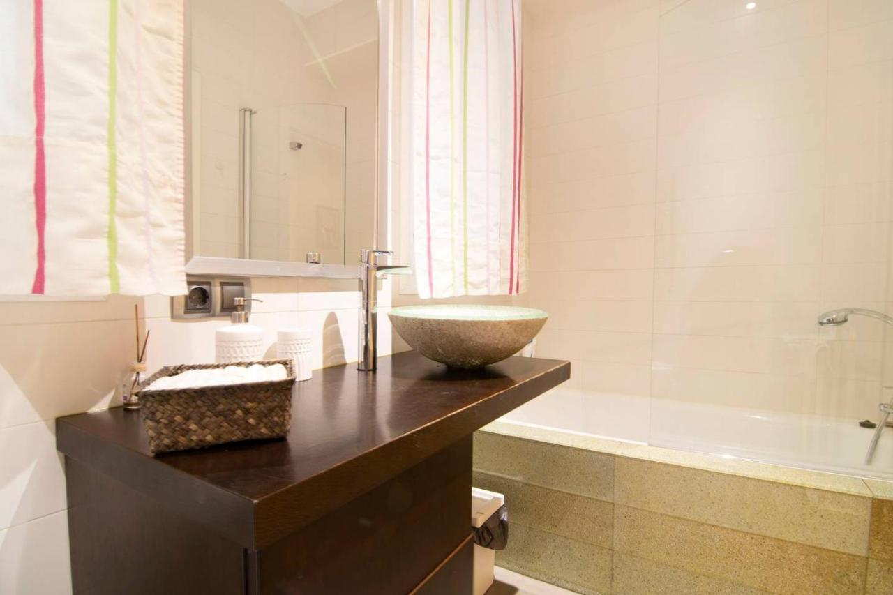 Cozy Apartment Near San Miguel Market By Batuecas Madrid Exteriör bild