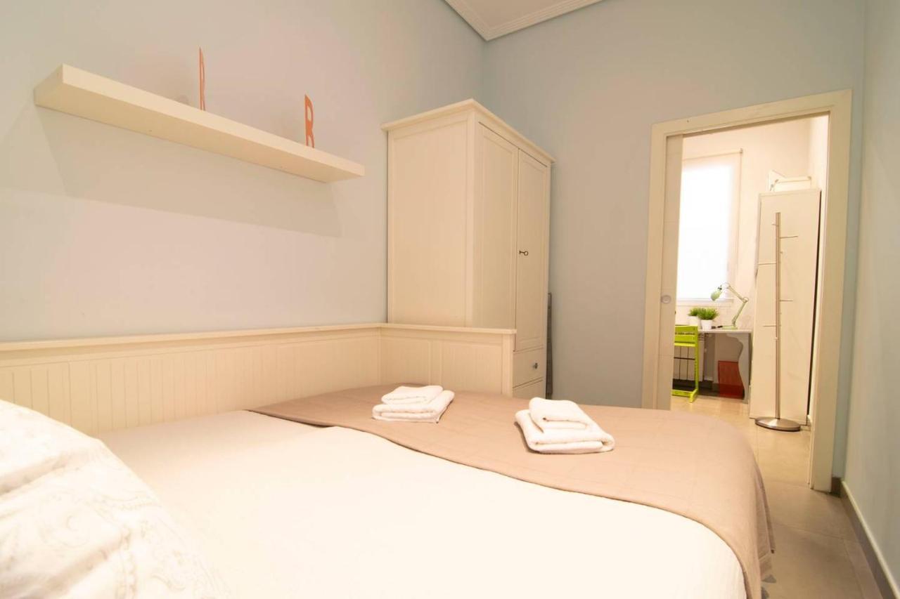 Cozy Apartment Near San Miguel Market By Batuecas Madrid Exteriör bild