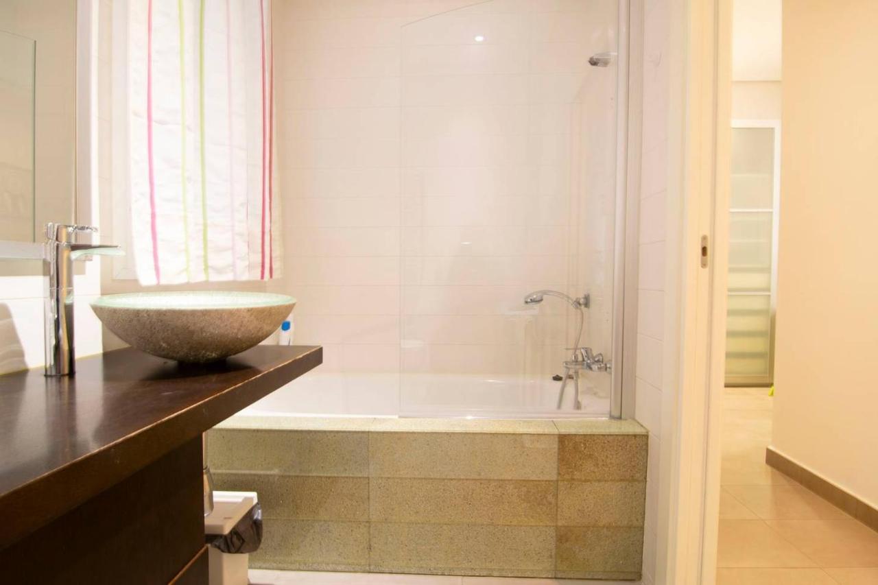 Cozy Apartment Near San Miguel Market By Batuecas Madrid Exteriör bild