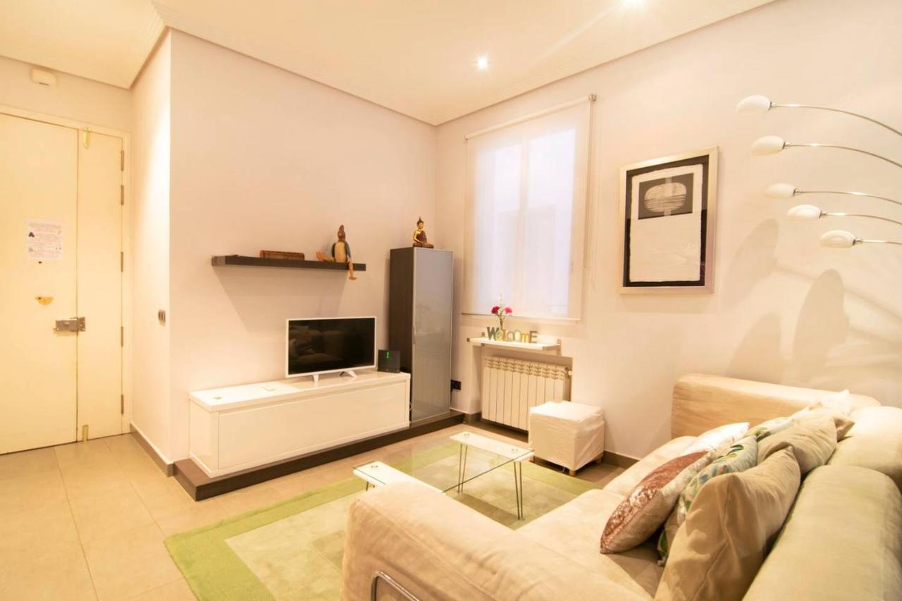 Cozy Apartment Near San Miguel Market By Batuecas Madrid Exteriör bild